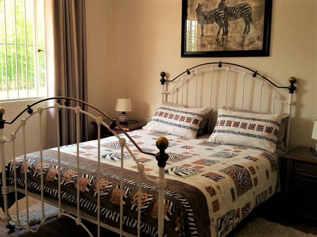 Pine Tree Lodge Midrand Exterior foto