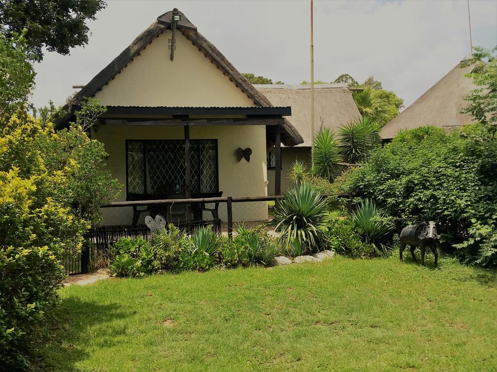 Pine Tree Lodge Midrand Exterior foto