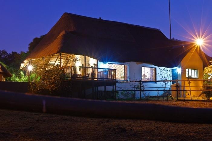 Pine Tree Lodge Midrand Exterior foto